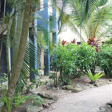 Bohemia Resort Cairns-2